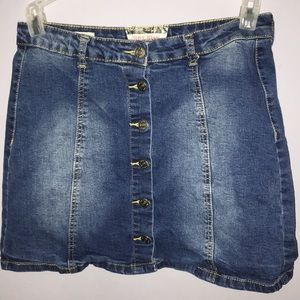 Denim skirt